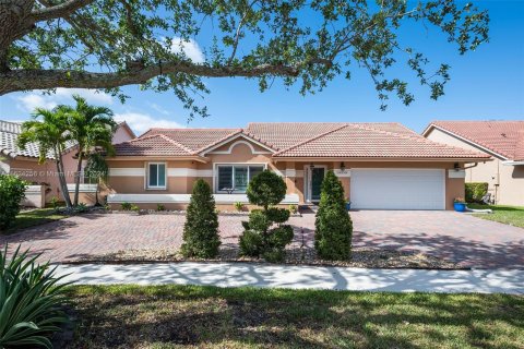 Villa ou maison à vendre à Pembroke Pines, Floride: 4 chambres, 216.65 m2 № 1270874 - photo 8