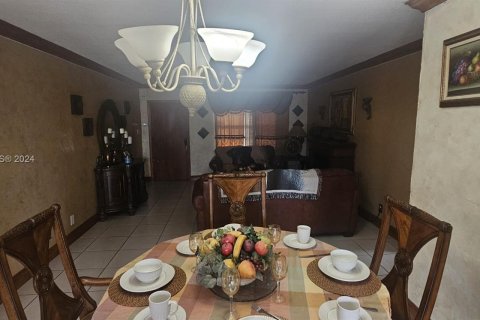 Casa en venta en Tamarac, Florida, 3 dormitorios, 126.9 m2 № 1328849 - foto 9