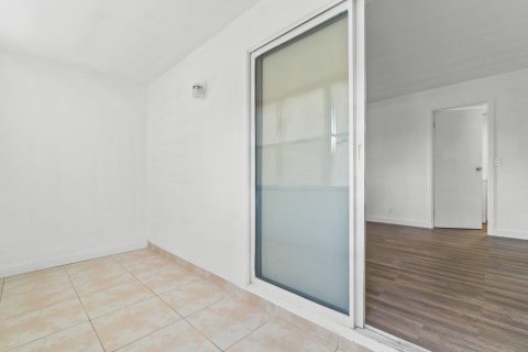 Condominio en venta en Delray Beach, Florida, 1 dormitorio, 66.89 m2 № 837537 - foto 6