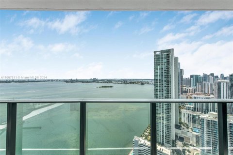 Condominio en venta en Miami, Florida, 1 dormitorio, 83.43 m2 № 1431369 - foto 3