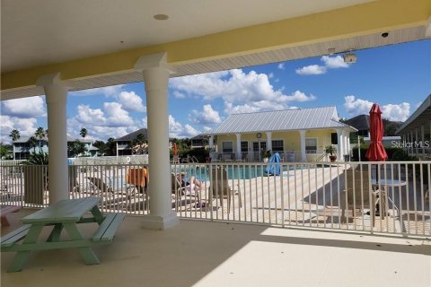 Condo in Punta Gorda, Florida, 2 bedrooms  № 916212 - photo 18