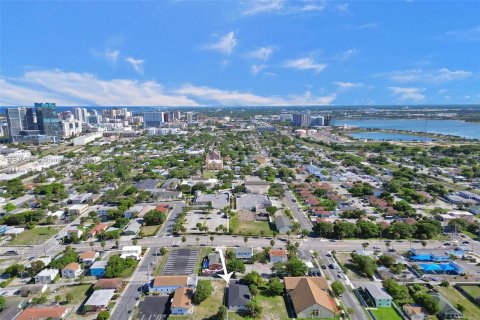 Immobilier commercial à vendre à West Palm Beach, Floride: 208.84 m2 № 1187157 - photo 9