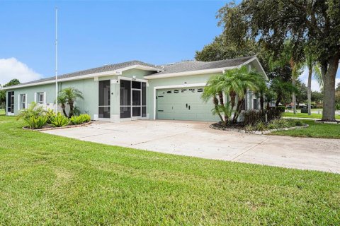 Villa ou maison à vendre à Land O' Lakes, Floride: 3 chambres, 136.57 m2 № 1317913 - photo 2