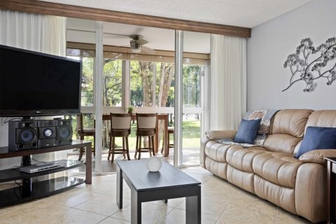Condominio en venta en Lauderdale Lakes, Florida, 2 dormitorios, 89.19 m2 № 1100708 - foto 27