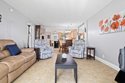 Condominio en venta en Lauderdale Lakes, Florida, 2 dormitorios, 89.19 m2 № 1100708 - foto 25