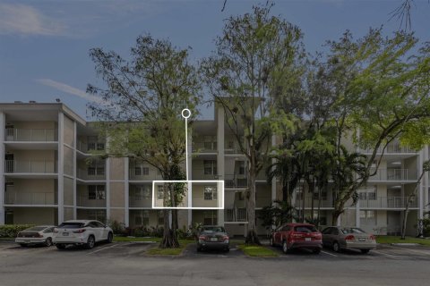 Condominio en venta en Lauderdale Lakes, Florida, 2 dormitorios, 89.19 m2 № 1100708 - foto 14