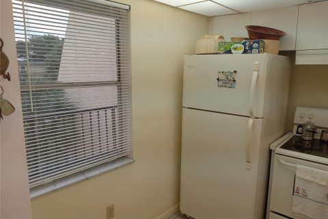 Condominio en venta en Tamarac, Florida, 1 dormitorio, 69.68 m2 № 860248 - foto 16