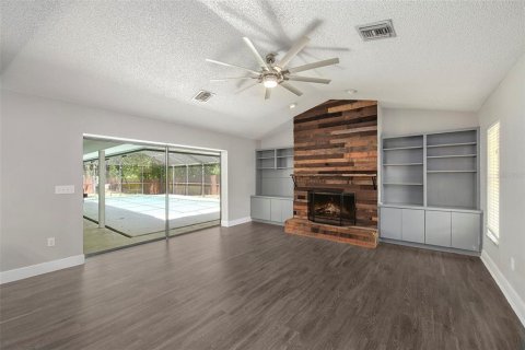 Casa en venta en Lutz, Florida, 4 dormitorios, 198.44 m2 № 1131288 - foto 11
