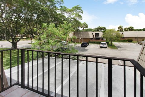 Townhouse in West Palm Beach, Florida 2 bedrooms, 114.83 sq.m. № 1155476 - photo 8