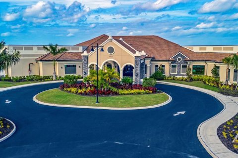 Copropriété à vendre à Bradenton, Floride: 2 chambres, 124.12 m2 № 1375178 - photo 18