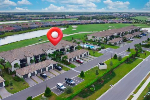 Copropriété à vendre à Bradenton, Floride: 2 chambres, 124.12 m2 № 1375178 - photo 1