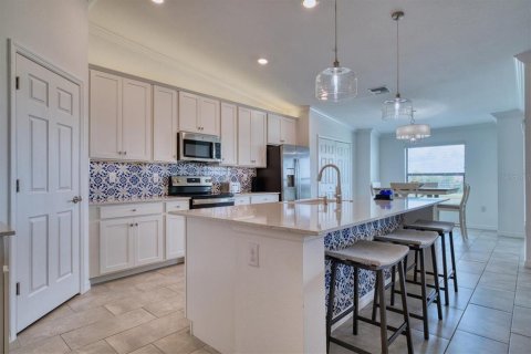 Copropriété à vendre à Bradenton, Floride: 2 chambres, 124.12 m2 № 1375178 - photo 5