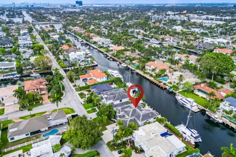 House in Fort Lauderdale, Florida 5 bedrooms, 451.32 sq.m. № 1208497 - photo 4