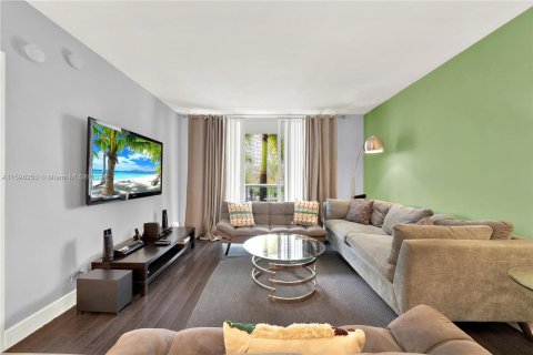 Condominio en venta en Hollywood, Florida, 2 dormitorios, 109.25 m2 № 1208495 - foto 23