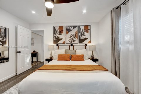 Casa en venta en Davie, Florida, 8 dormitorios, 261.06 m2 № 784040 - foto 19