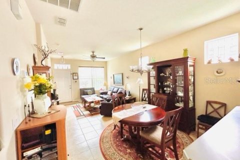 Touwnhouse à vendre à Orlando, Floride: 3 chambres, 127.83 m2 № 1429184 - photo 4