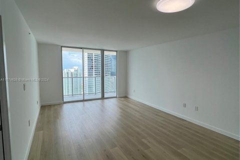 Condo in Miami, Florida, 1 bedroom  № 1398200 - photo 4