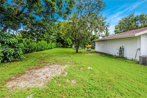 Villa ou maison à vendre à Davie, Floride: 5 chambres, 516.35 m2 № 1364088 - photo 26