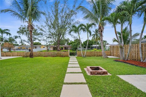 Casa en venta en Cutler Bay, Florida, 4 dormitorios, 180.79 m2 № 1362495 - foto 17