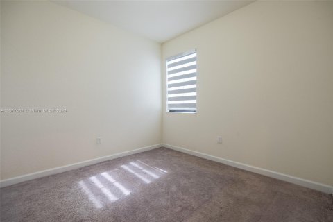 Touwnhouse à vendre à Hialeah, Floride: 3 chambres, 143.07 m2 № 1403017 - photo 20