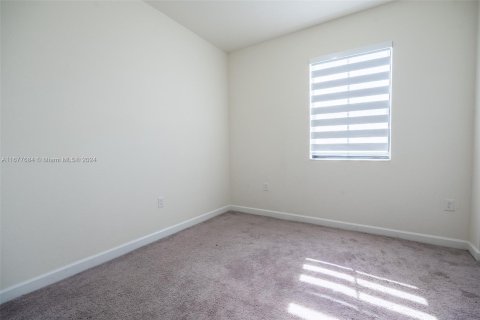 Touwnhouse à vendre à Hialeah, Floride: 3 chambres, 143.07 m2 № 1403017 - photo 23