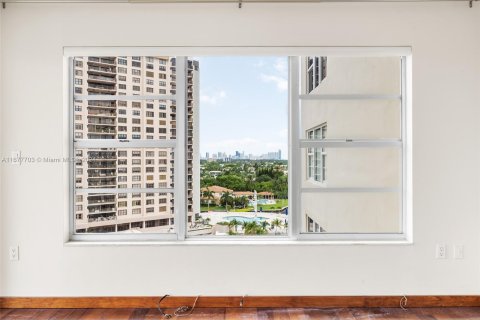 Copropriété à vendre à Miami, Floride: 1 chambre, 79.99 m2 № 1403023 - photo 14