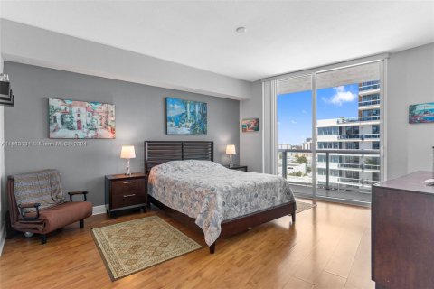 Condominio en venta en Miami Beach, Florida, 1 dormitorio, 81.85 m2 № 1097399 - foto 27