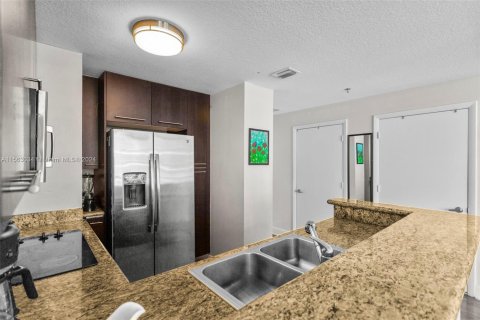 Copropriété à vendre à Miami Beach, Floride: 1 chambre, 81.85 m2 № 1097399 - photo 18