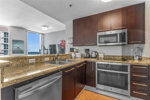 Copropriété à vendre à Miami Beach, Floride: 1 chambre, 81.85 m2 № 1097399 - photo 7