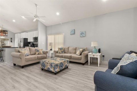 Casa en venta en Davenport, Florida, 5 dormitorios, 235.14 m2 № 1314496 - foto 10