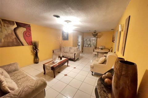 Casa en venta en Margate, Florida, 2 dormitorios, 143.26 m2 № 828076 - foto 21