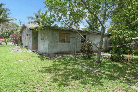 Villa ou maison à vendre à North Miami Beach, Floride: 3 chambres, 181.62 m2 № 1402829 - photo 5