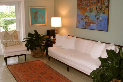 Villa ou maison à vendre à Pinecrest, Floride: 4 chambres, 229.19 m2 № 1155106 - photo 9