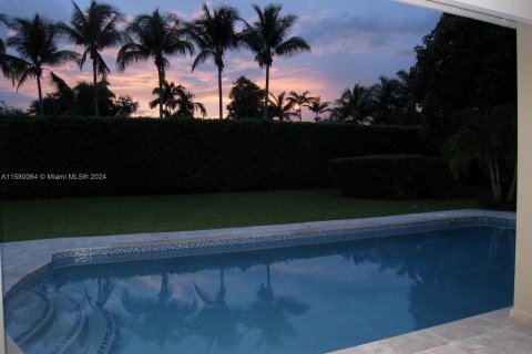 Villa ou maison à vendre à Pinecrest, Floride: 4 chambres, 229.19 m2 № 1155106 - photo 19