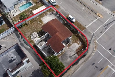 Propiedad comercial en venta en Hollywood, Florida № 1155014 - foto 1