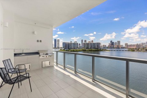 Condo in Aventura, Florida, 3 bedrooms  № 1155062 - photo 30