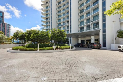 Condo in Aventura, Florida, 3 bedrooms  № 1155062 - photo 1