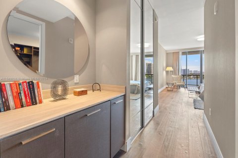 Copropriété à vendre à Aventura, Floride: 3 chambres, 252.69 m2 № 1155062 - photo 8