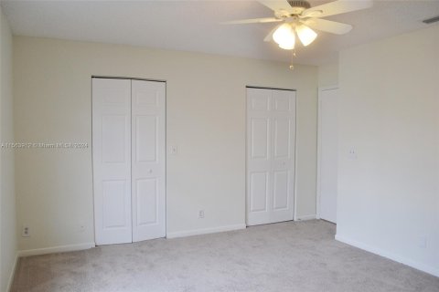 Townhouse in Sunrise, Florida 3 bedrooms, 148.27 sq.m. № 1101287 - photo 10