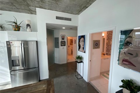 Copropriété à vendre à Miami, Floride: 2 chambres, 96.25 m2 № 1374260 - photo 13