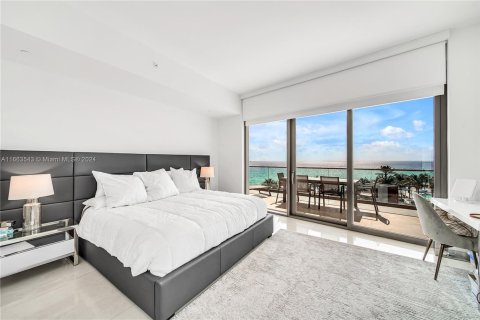 Condominio en venta en Sunny Isles Beach, Florida, 2 dormitorios, 140.38 m2 № 1374259 - foto 9