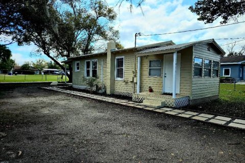 Casa en venta en Lakeland, Florida, 3 dormitorios, 70.61 m2 № 1107530 - foto 1