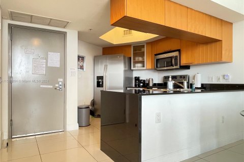 Condominio en venta en Miami, Florida, 2 dormitorios, 97.36 m2 № 1206366 - foto 3