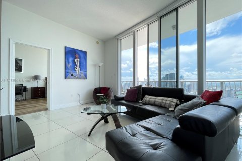 Condo in Miami, Florida, 2 bedrooms  № 1206366 - photo 12