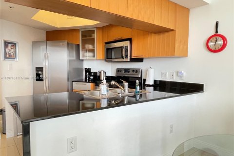 Condominio en venta en Miami, Florida, 2 dormitorios, 97.36 m2 № 1206366 - foto 4