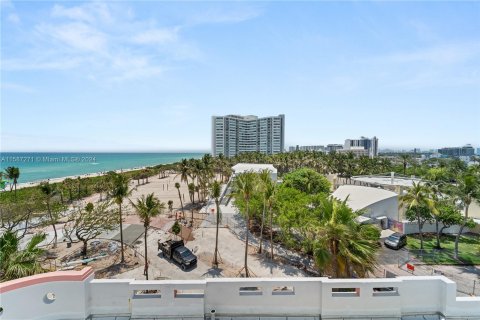 Hotel in Miami Beach, Florida № 1176361 - photo 19