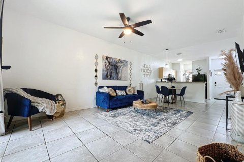 Condo in Kissimmee, Florida, 3 bedrooms  № 1365032 - photo 8