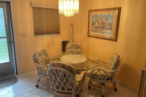 Condominio en venta en Palm Springs, Florida, 1 dormitorio, 83.7 m2 № 1101975 - foto 25