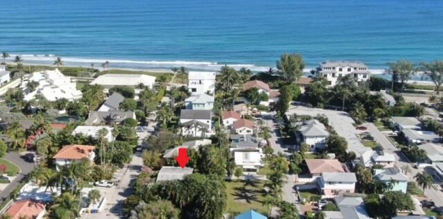 Commercial property in Ocean Ridge, Florida 159.42 sq.m. № 762946