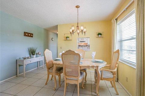 Condo in Vero Beach, Florida, 2 bedrooms  № 1136586 - photo 7